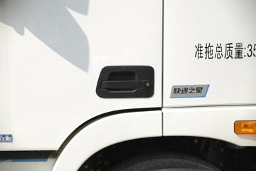  ŷGTL ֮ 6ϵؿ 460 4X2 AMTԶǣ(BJ4189SLFKA-AJ)ͼƬ