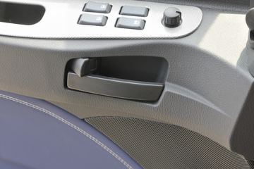  ŷEST 6ϵؿ Խ 510 6X4 AMTԶǣ(BJ4259SMFKB-AC)ͼƬ