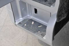 福田 欧曼EST 460马力 8X4 9.53米AMT自动挡栏板载货车(BJ1319VNPKJ-AE)