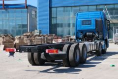 福田 欧曼EST 6系重卡 穿越版 460马力 8X4 9.53米仓栅式载货车(BJ5319CCY-AH) 福田 欧曼EST 6系重卡 穿越版 460马力 8X4 9.53米仓栅式载货车(BJ5319CCY-AH)