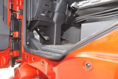 陕汽重卡 德龙X3000 钜惠版 460马力 6X4牵引车(SX4250XC4Q2)