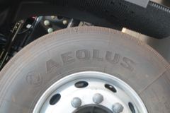 东风商用车 天龙VL 420马力 8X4 9.35米畜禽运输车(程力威牌)(CLW5310CCQD5)