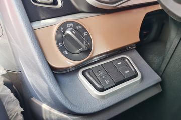 �й����� HOWO TH7�ؿ� 460���� 6X4ǣ����ͼƬ