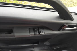 先锋&nbsp;清障车驾驶室图片