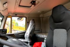 上汽红岩 新金刚M500 复合版 350马力 8X4 5.6米自卸车(CQ3316HTVG276LA) 上汽红岩 新金刚M500 复合版 350马力 8X4 5.6米自卸车(CQ3316HTVG276LA)