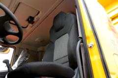 上汽红岩 新金刚M500 复合版 350马力 8X4 5.6米自卸车(CQ3316HTVG276LA) 上汽红岩 新金刚M500 复合版 350马力 8X4 5.6米自卸车(CQ3316HTVG276LA)