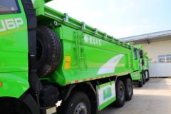 一汽解放 新J6P重卡 460马力 8X4 6.5米自卸车(CA3310P66K24L2T4AE5)