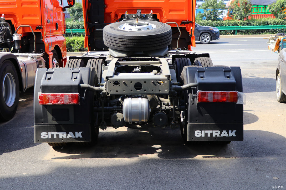 й ǵ¿SITRAK C7Hؿ 540 6X4ǣ(ZZ4256V324HE1B)                                                