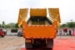 上汽红岩 新金刚M500 复合版 350马力 8X4 5.6米自卸车(CQ3316HTVG276LA) 上汽红岩 新金刚M500 复合版 350马力 8X4 5.6米自卸车(CQ3316HTVG276LA)