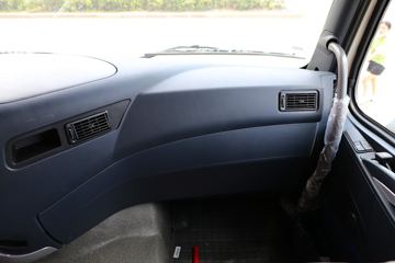 �й����� HOWO T7H�ؿ� 440���� 4X2ǣ����(16��)(ZZ4187V361HE1K)ͼƬ