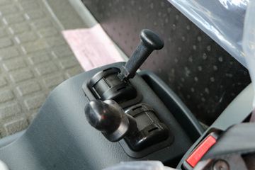 �й����� HOWO T7H�ؿ� 440���� 4X2ǣ����(16��)(ZZ4187V361HE1K)ͼƬ