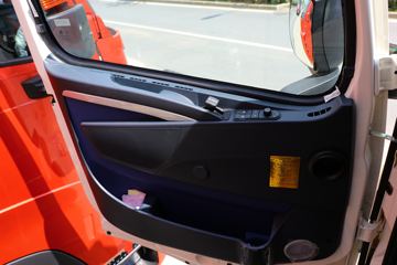 �й����� HOWO T7H�ؿ� 440���� 4X2ǣ����(16��)(ZZ4187V361HE1K)ͼƬ