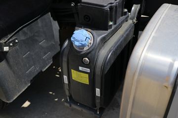 �й����� HOWO T7H�ؿ� 440���� 4X2ǣ����(16��)(ZZ4187V361HE1K)ͼƬ