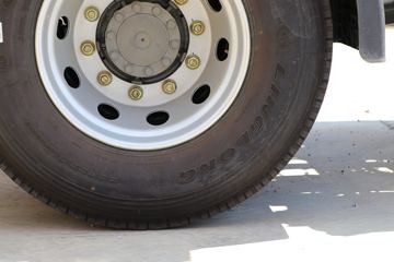 �й����� HOWO T7H�ؿ� 440���� 4X2ǣ����(16��)(ZZ4187V361HE1K)ͼƬ