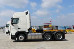 中国重汽 HOWO T7H重卡 480马力 6X4 AMT自动挡牵引车(ZZ4257V324HE1B)