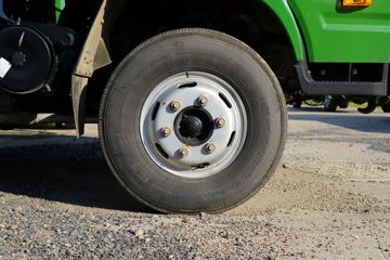 Ծ�� ����X300 ������ 110���� 4X2 3.3����ж��ͼƬ