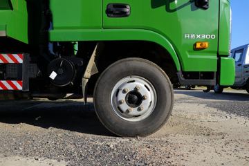 Ծ�� ����X300 ������ 110���� 4X2 3.3����ж��ͼƬ