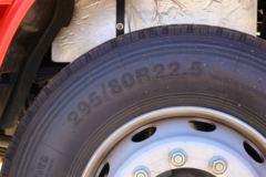 陕汽重卡 德龙L3000 旗舰版 220马力 4X2 6.75米仓栅式载货车(SX5180CCYLA12)