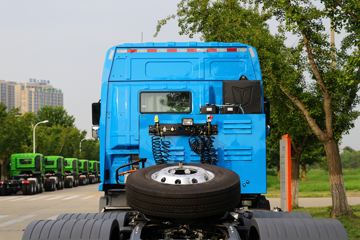 ���Ͽ��� U400�ؿ� 400���� 6X4 �͵�춯ǣ����ͼƬ