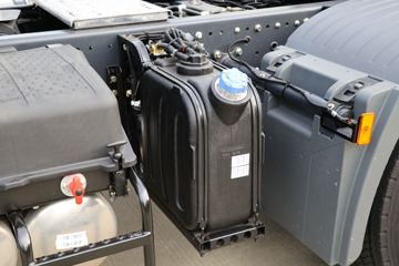 ���Ͽ��� U400�ؿ� 400���� 6X4 �͵�춯ǣ����ͼƬ