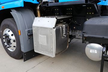 ���Ͽ��� U400�ؿ� 400���� 6X4 �͵�춯ǣ����ͼƬ