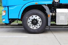 联合卡车 U400重卡 400马力 6X4 油电混动牵引车