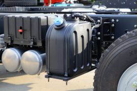 联合U系&nbsp;自卸车底盘                                                图片