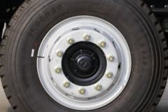 联合卡车 U350重卡 350马力 8X4 自卸车底盘(国六)