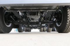 联合卡车 U350重卡 350马力 8X4 自卸车底盘(国六)