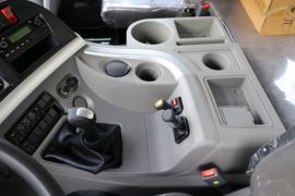 联合UX系&nbsp;自卸车驾驶室                                               图片