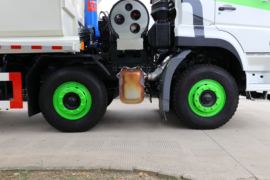 联合UX系&nbsp;自卸车底盘                                                图片