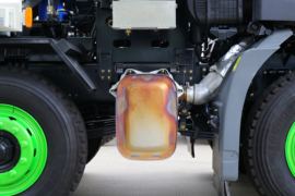 联合UX系&nbsp;自卸车底盘                                                图片