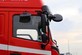 联合UX系&nbsp;牵引车外观                                                图片