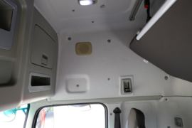 联合UX系&nbsp;牵引车驾驶室                                               图片