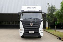 联合卡车 UX400重卡 400马力 6X4 LNG牵引车(国六)(QCC4253N664M)