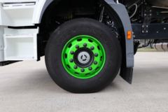 联合卡车 UX400重卡 400马力 6X4 LNG牵引车(国六)(QCC4253N664M)