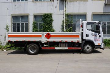 虎V 爆破器材运输车外观图片