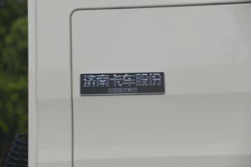 �й����� HOWO TX�ؿ� 430���� 6X4 ǣ����(ZZ4257V324GE1)ͼƬ