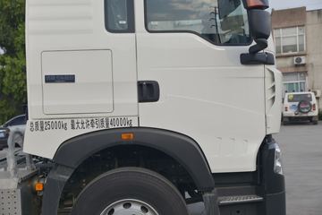 �й����� HOWO TX�ؿ� 430���� 6X4 ǣ����(ZZ4257V324GE1)ͼƬ