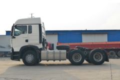 中国重汽 HOWO TX重卡 430马力 6X4 牵引车(ZZ4257V324GE1)