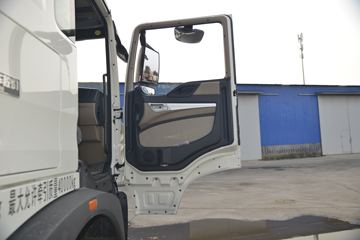 �й����� HOWO TX�ؿ� 430���� 6X4 ǣ����(ZZ4257V324GE1)ͼƬ