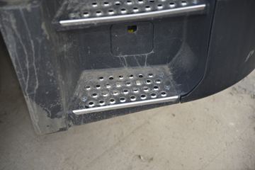 �й����� HOWO TX�ؿ� 430���� 6X4 ǣ����(ZZ4257V324GE1)ͼƬ