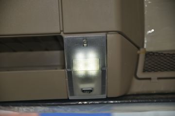 �й����� HOWO TX�ؿ� 430���� 6X4 ǣ����(ZZ4257V324GE1)ͼƬ