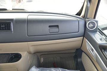 �й����� HOWO TX�ؿ� 430���� 6X4 ǣ����(ZZ4257V324GE1)ͼƬ