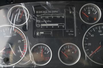 �й����� HOWO TX�ؿ� 430���� 6X4 ǣ����(ZZ4257V324GE1)ͼƬ