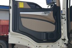 中国重汽 HOWO TX重卡 430马力 6X4 牵引车(ZZ4257V324GE1)