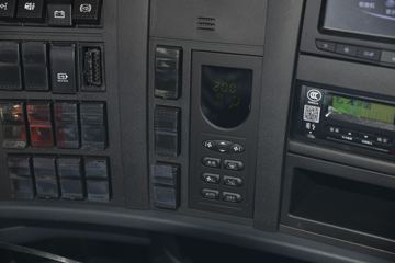 �й����� HOWO T7H�ؿ� 430���� 6X4Σ��Ʒǣ����(ZZ4257V324HE1W)ͼƬ