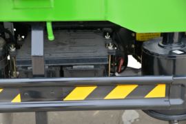 GK8&nbsp;自卸车底盘                                                图片