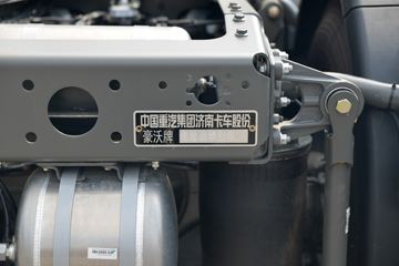 �й����� HOWO T7H�ؿ� 430���� 6X4Σ��Ʒǣ����(ZZ4257V324HE1W)ͼƬ