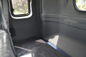 ���� ����HM6 125���� 4X2 5����ж��(KMC3162HA420P5)ͼƬ